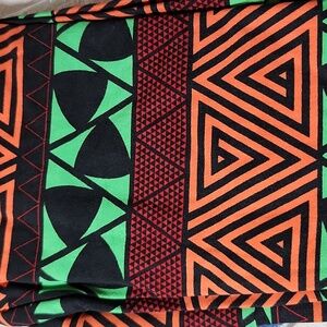 LULAROE LLR OS PATTERNED Buttery Soft Legging One Size